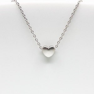 Kette versilbert Herz, zarte Halskette, Halskette mit Herz, Herz Anhänger, Brautjungfern, Geschenk für Freundin, versilbertee Kette