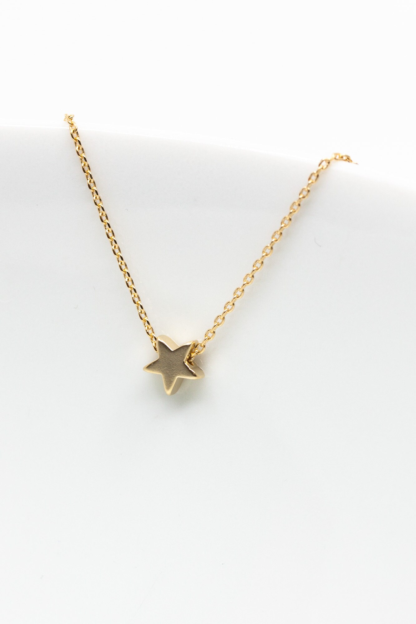 【AMY O】Stella Starburst Pendant ネックレス☆送料関税込み Gold Star Celestial Necklace, Dainty Pendant Necklace – AMYO