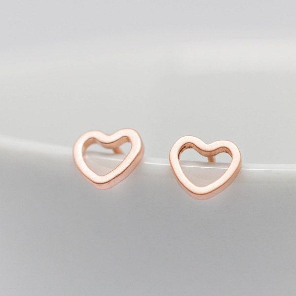 Heart earrings // heart studs // rose gold earrings // rose gold studs // rose gold earrings