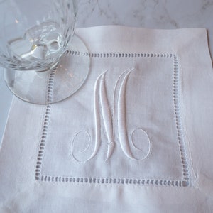 Servilletas de cóctel de lino con monograma de una sola letra personalizadas: servilletas de bebida personalizadas, regalo tradicional, regalo para ella, elige tu monograma