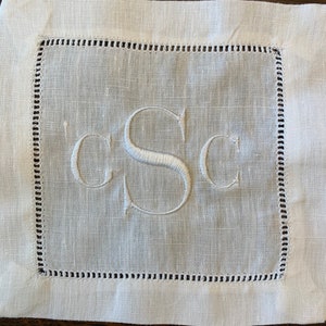 Monogram Cocktail Napkins, Three Letter Monogram White Linen Cocktail Napkins, Wedding Napkins, Wedding Shower Gift, Monogram Gift