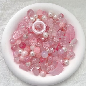 Assorted Pink Glass Beads Charms Multi-Colour Polished Crackled Beads Jewelry Charms Loose Beads Bracelets Glass Charms Beads Pack