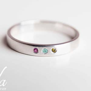 Personalisierter Birthstone Ring - Drei Birthstone Ring - Mütter Ring - Neue Mutter Schmuck - Silber Birthstone Ring - Sterling Silber Ring -