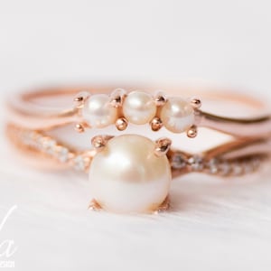 14k Rose Gold Pearl Engagement Ring Set, Pearl Ring, Wedding Band, Wedding Ring Set, Diamond Engagement Rings for Women