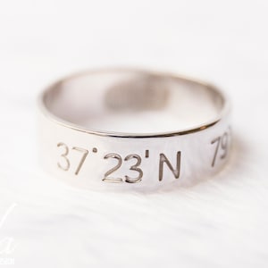 Personalized Engraved Mens Wedding Band, Gift for Him, Unique Wedding Band Mens Ring  Actual Fingerprint Jewelry, Custom Coordinates