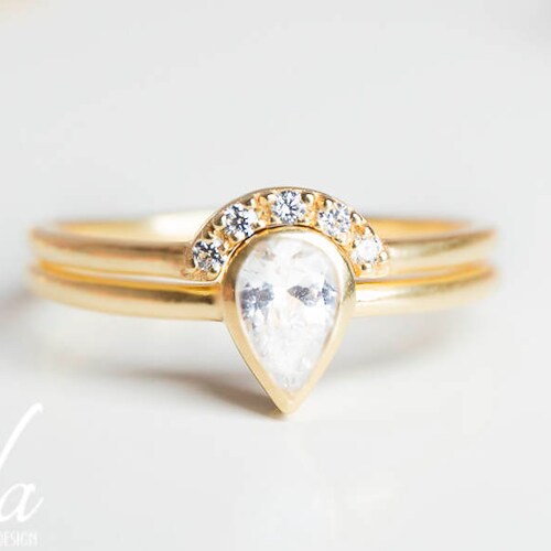 Pear Shaped Engagement Ring Set Pear Diamond Ring Pear Cut - Etsy