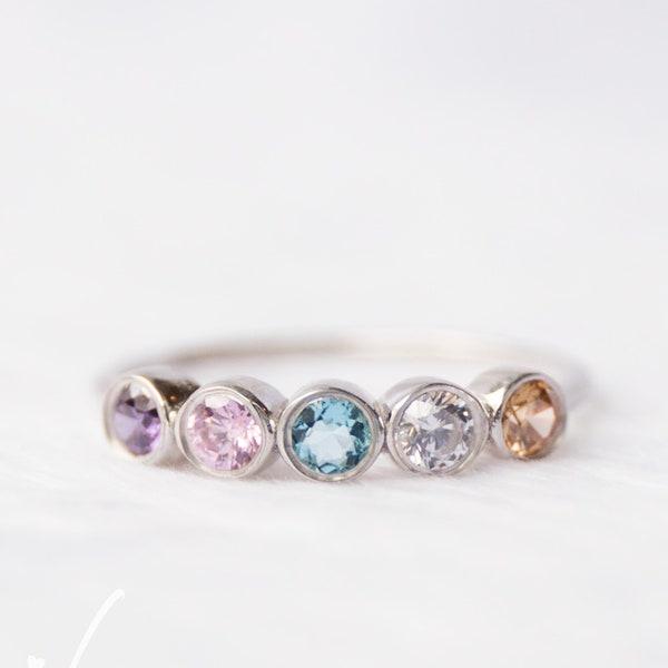 Personalized Unique Gifts for Mom or Grandmother Gift,  Birthstone Ring Jewelry, Rings for Women