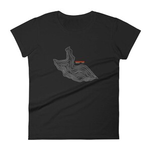 Bandera Mountain Fitted Short Sleeve Tee | Women&#39;s Mountain T-Shirt | Washington Apparel | Nature Lover Shirt | Hiking Gift | Outdoors