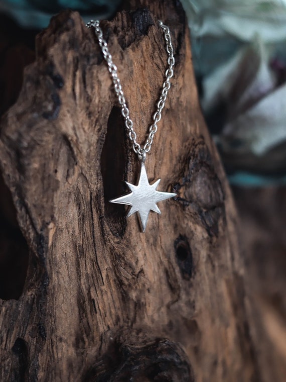 Polar sale star necklace