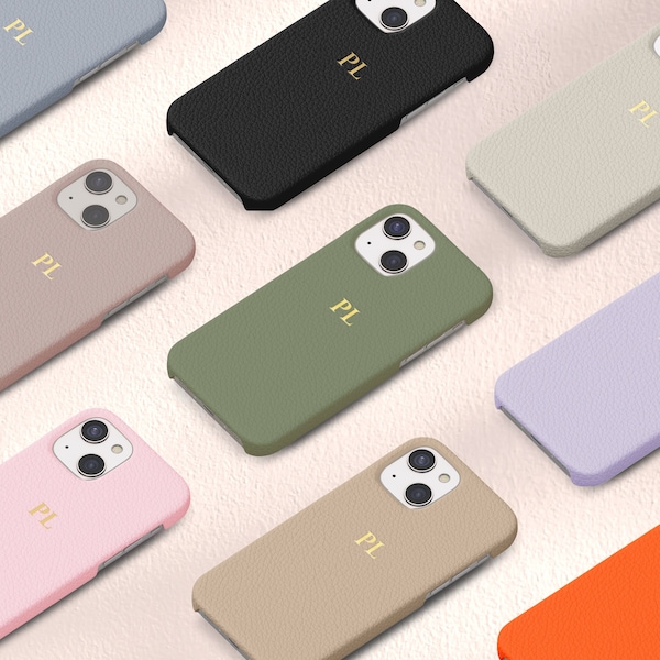 Personalisierte Lederhülle iPhone 13, Monogramm gravierte Kieselstein Handyhülle aus veganem Leder, Handyhülle Initialen Gravur, iPhone 13 Hülle 13 Pro