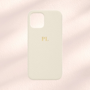 Funda personalizada para iPhone en color crema marfil, funda de piel vegana en color crema, funda personalizada para iPhone 13, 13 Pro, 12, 12 Pro, 11, 13 Pro Max