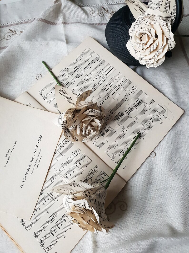 Vintage musical sheets flowers, musical sheets flowers, musical vintage wedding decor, vintage musical wedding bouquet, gift for music lover image 3