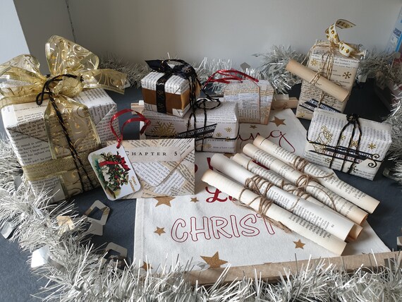 Bookish Christmas decoration set - 5 different sizes bookish baubles, envelope, scrolls, tags, book lover Christmas decor, bookish XMAS tree