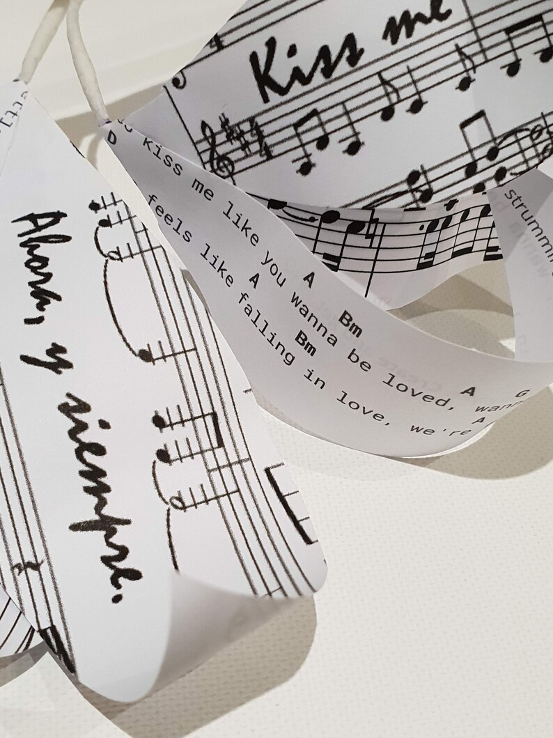 Music sheets flowers, custom song/colour, custom message, favourite song flowers, piano sheet flower, guitar notes sheet flower, music sheet image 6