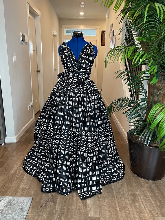 Infinity Maxi Dress/ Ankara Dress/black and White Dress/ African Clothing  Fir Women/ankara Dress/african Print Dress/plus Size/kike - Etsy