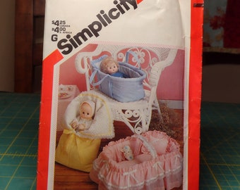 Simplicity 6056 pattern Carriers for Dolls up to size 18" UNCUT Vintage 80s