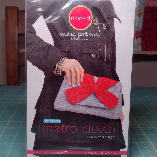 modkid pattern LITE PATTERN metro clutch UNCUT size 11.5"w x 6"h  Chic Accessories for the Modern Woman