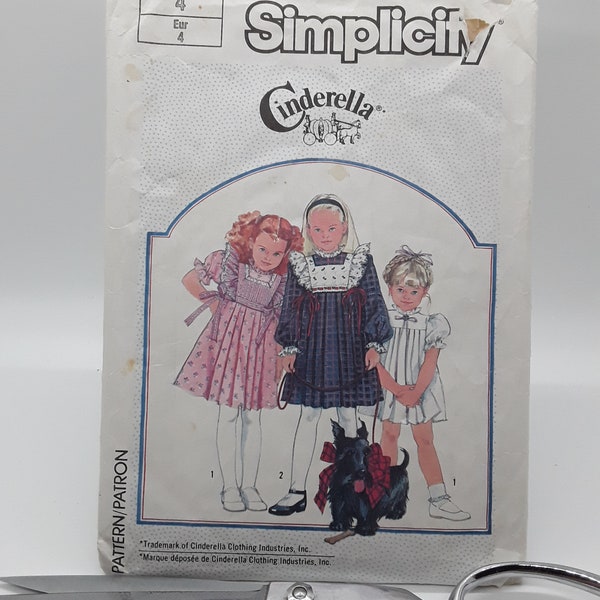 Simplicity 7006 Pattern Childs Dress with detachable collar, Cinderella design, Size 4, Vintage 1980s