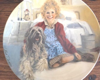 Edwin M Knowles Annie and Sandy, limited Edition, exclusive to Columbia Pictures  1980s