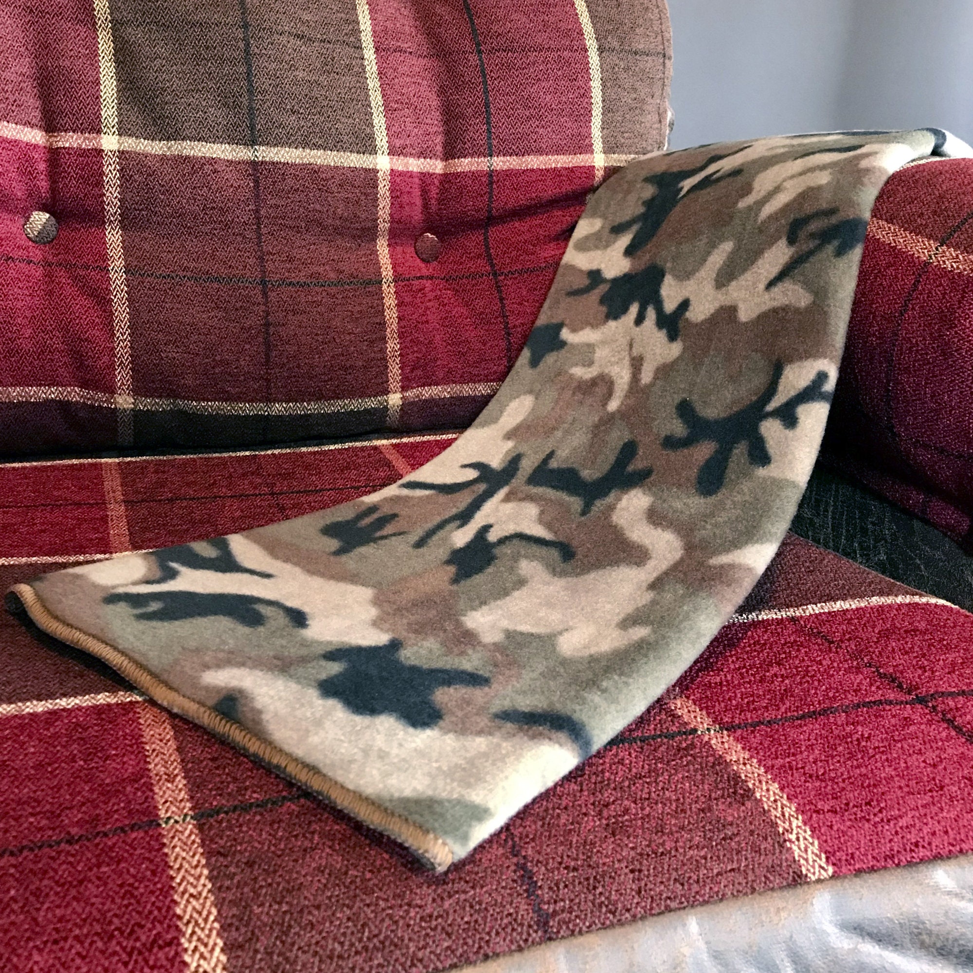 Camo dog blanket hotsell