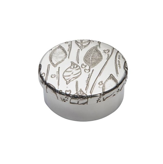 Hand-cast pewter trinket/pill box made in Sheffield UK with a detailed leaf motif — proper old-world craft with real provenance.