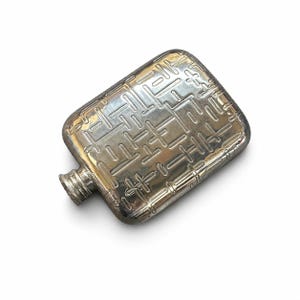 Metropolitan Pewter Hip Flask 4oz, Wentworth Pocket Spirit Flask, Modern Embossed Gift