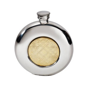 6oz Keltisch gouden ronde tinnen fles, gegraveerde zakkolf, Noorse mythologie cadeau, stalknecht aanwezig, 10e verjaardag blik, gemaakt in het VK