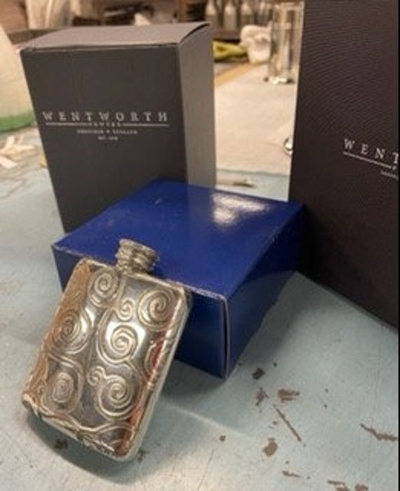 古美術 鳥 根付 豊昌 銘入り 木彫り 彫刻 骨董 コレクション