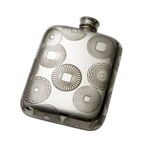 Millstones Pewter Pocket Flask: Handcrafted Wentworth Spirit Flask