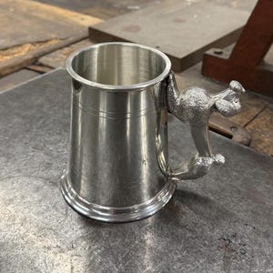 Poodle handle 1 Pint Wentworth Pewter Tankard Novelty Unusual beer tankard beer mug stein