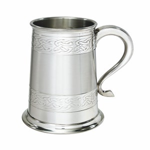 Celtic Embossed 1 Pint Wentworth Pewter Tankard