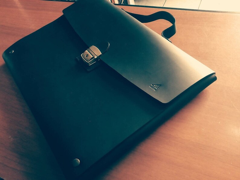 Pc holder handmade made in Italy. Leather folder bag leather briefcase document holder Messenger bag