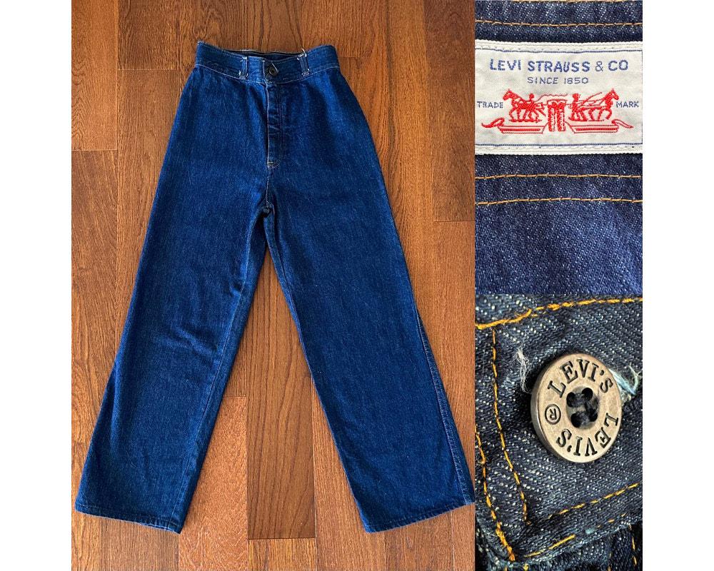 Levis 645 2025