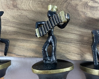 Vienna Bronze Bottle Stopper, Accordion Player