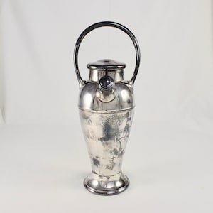 Wm. Rogers Art Deco Cocktail Shaker, Twist N Mix