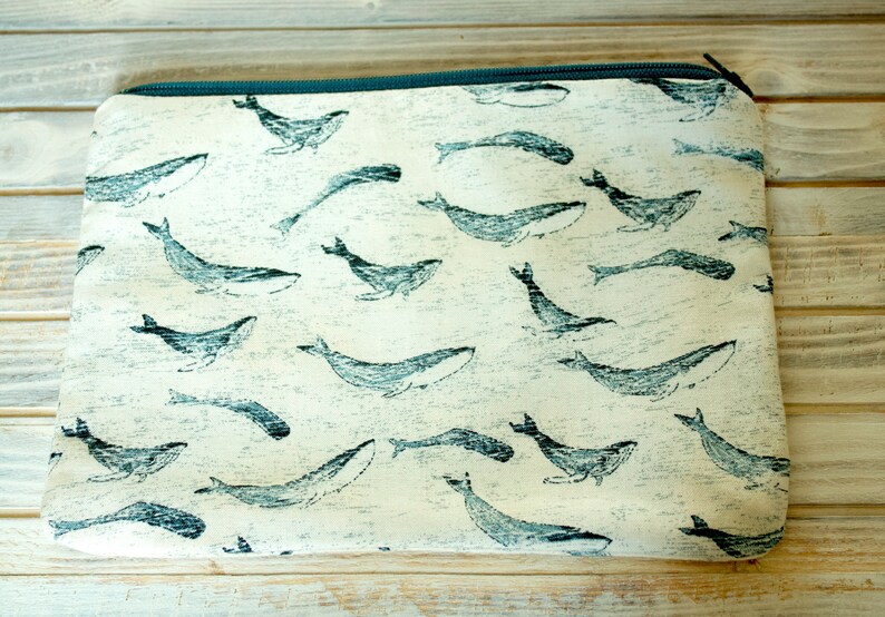 Bustinaastuccio balene mare.