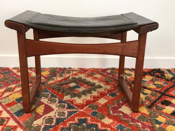 Ejner Larsen & Aksel Bender Madsen Teak Stool For Ludvig Pontoppidan, made in Denmark Ejner Larsen & Aksel Bender Madsen Teak Stool For Ludvig Pontoppidan, made in Denmark