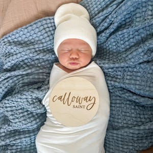 Baby Name Announcement Sign | Wooden Circle Birth Announcement Sign | Newborn Photo Name Sign | Hospital Baby Stats Sign
