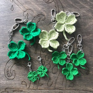 Lucky 4 leaf clover keychain and zipper pull