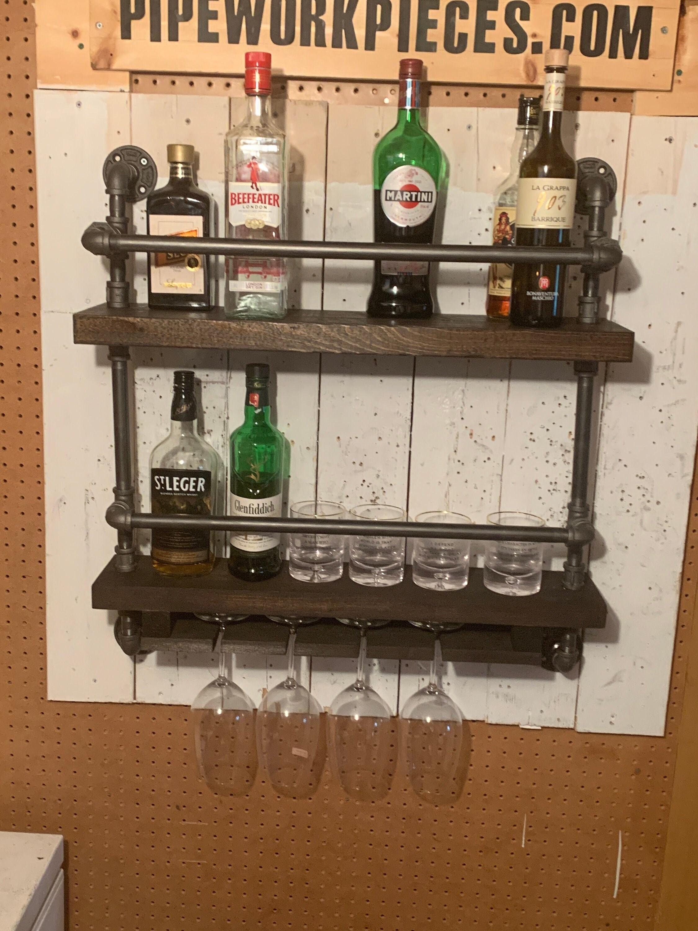 Mueble BOTELLERO de madera, 25 botellas. Repisa. Blanco. xl Modelo classic