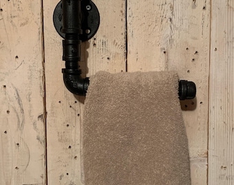 Industrial Pipe Towel Rack – Steampunk Bathroom Decor