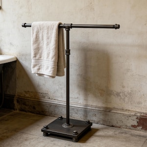 Industrial Style Bath Towel Rack: Freestanding Knotty Pine Stand