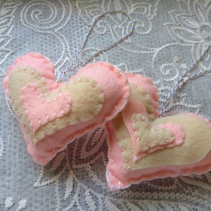 Spring heart Ornaments, Pink felt Hearts, Felt Heart Ornament Set, friendship gift