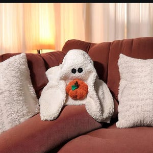 Almohada Sherpa Fantasma con Calabaza y Murciélago, Edición Limitada Especial Hecha a Mano, Firmada y Numerada, Fantasma de Halloween, ¡solo quedan 5!