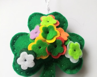 Décoration de Noël trèfle irlandais, décoration trèfle vert en feutre, décoration de la Saint-Patrick trèfle en feutre,