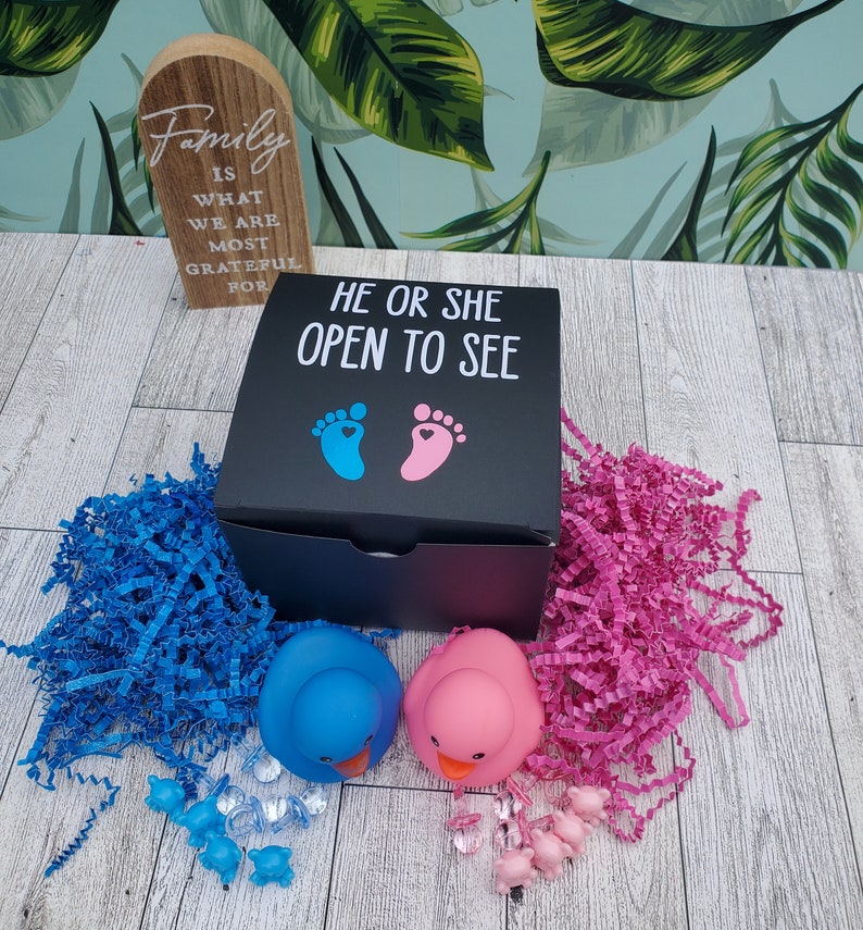 Gender Reveal Christmas Ornament with Free Gift Box/ He or She Open To See Ornament/ Gender Reveal Pop Apart / He or She gender Reveal image 8