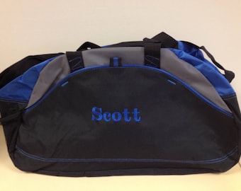 Set of 12 Duffle Bags Embroidered Groomsmen Gifts, Personalized Men's Gym Bag, Royal Navy Black Red Lime