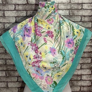 Free shipping Authentic Liberty cotton scarf (33”x34”) C7964