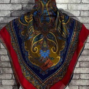 Free shipping Authentic YvesSaintLaurent   silk scarf (40”x40”) C10505