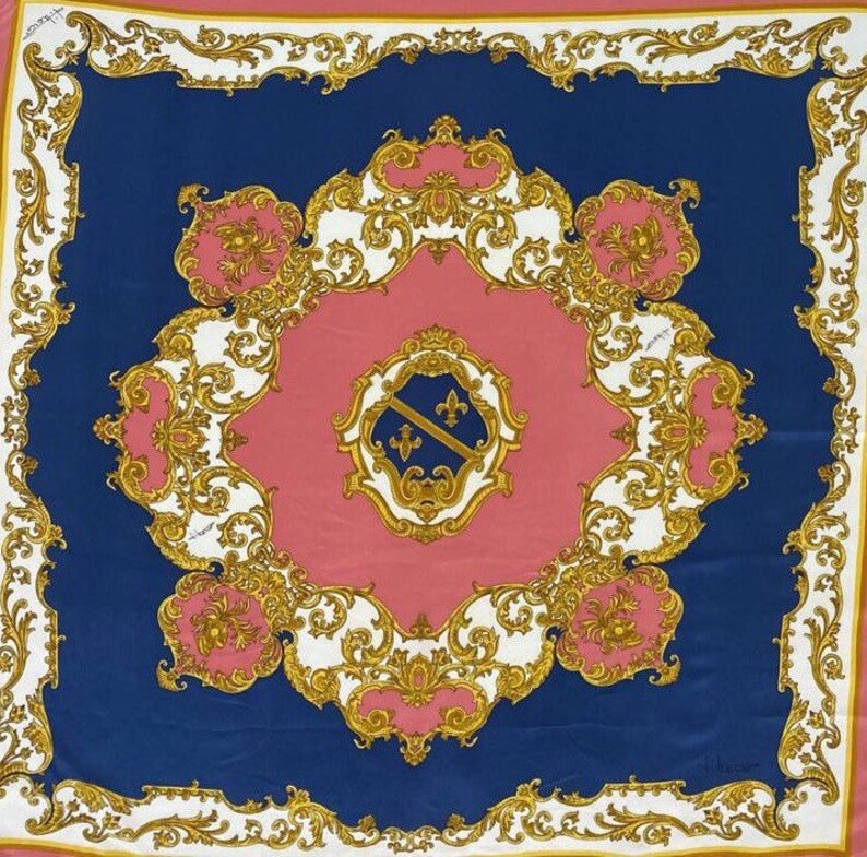 Free shipping Authentic Italian silk scarf 33x34 D5255